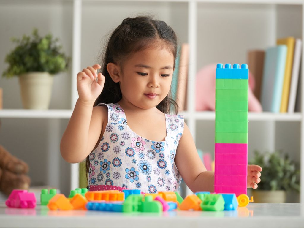 Small Miracles Education 520 416 5888 3430 E Sunrise Dr., Suite 190, Tucson, Arizona 85718 kindergarten school in Arizona